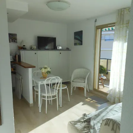 Apartamento Saint-raphael, 1 Piece, 4 Personnes - Fr-1-466-34 *